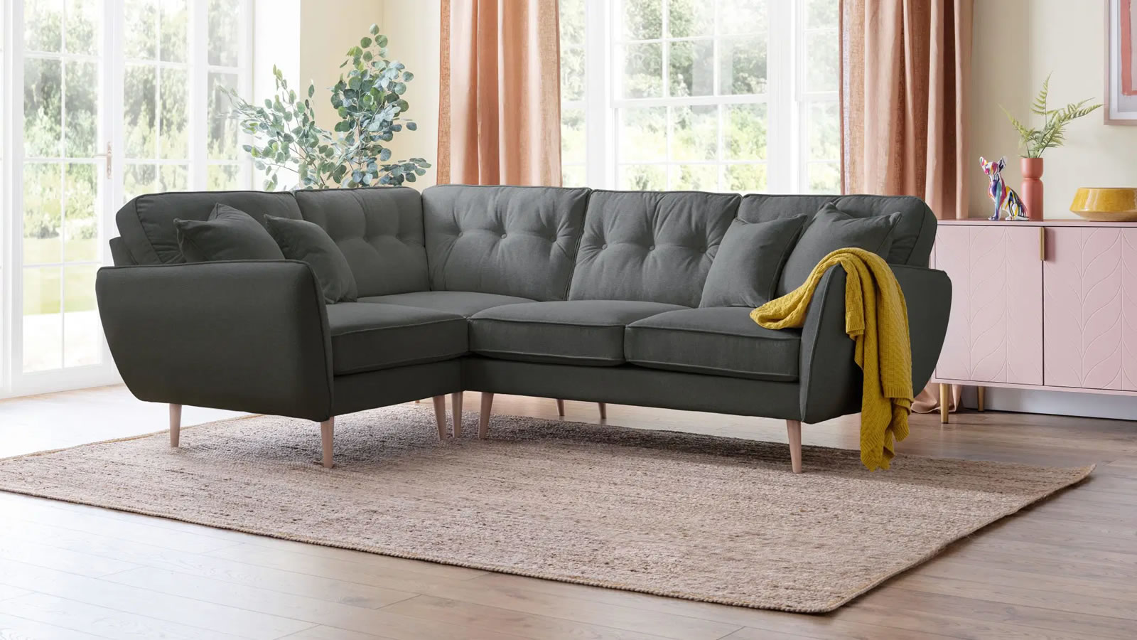 Studio Sits Royce 1 Corner 2 Sofa Roomset